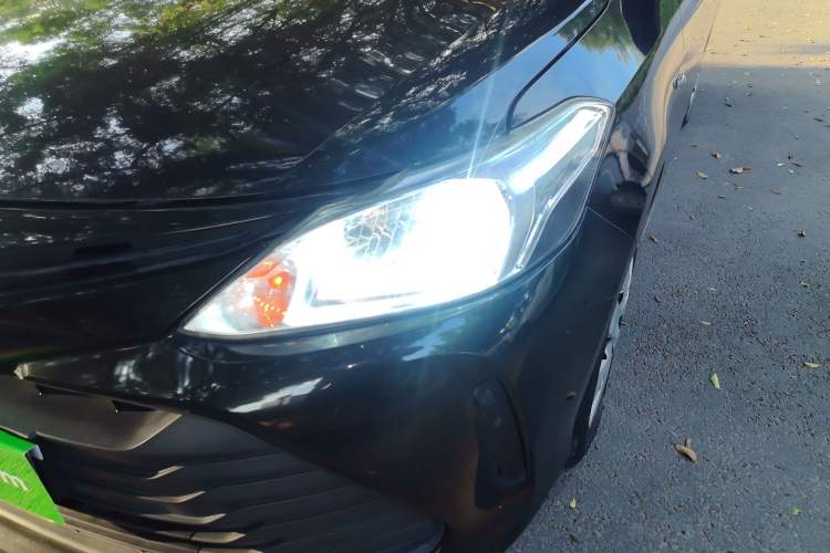 Used Toyota Vios 2017 1.5L CVT Innovation Edition Left Front Headlight