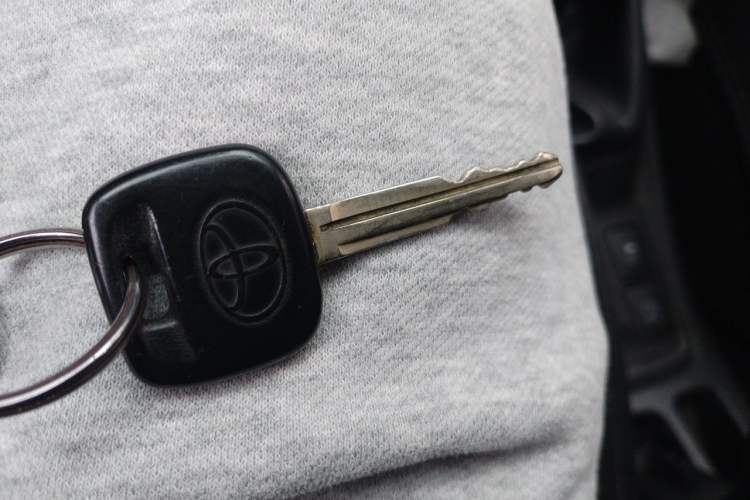 Used Toyota Vios 2017 1.3L Manual Front-Drive Version Vehicle Key