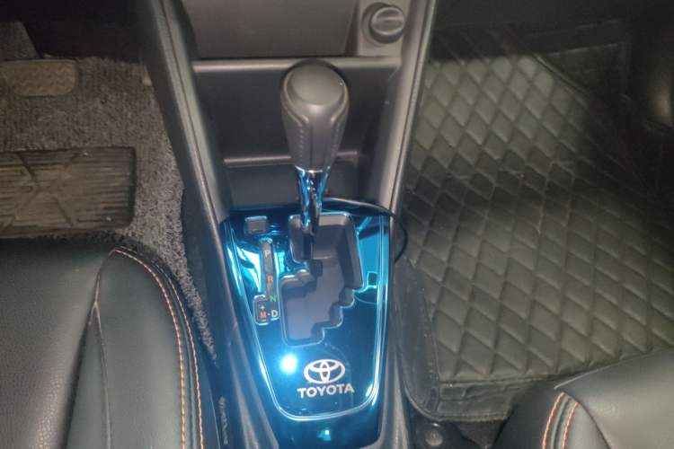 Used Toyota Vios 2017 1.5L CVT Innovation Edition Gear Lever