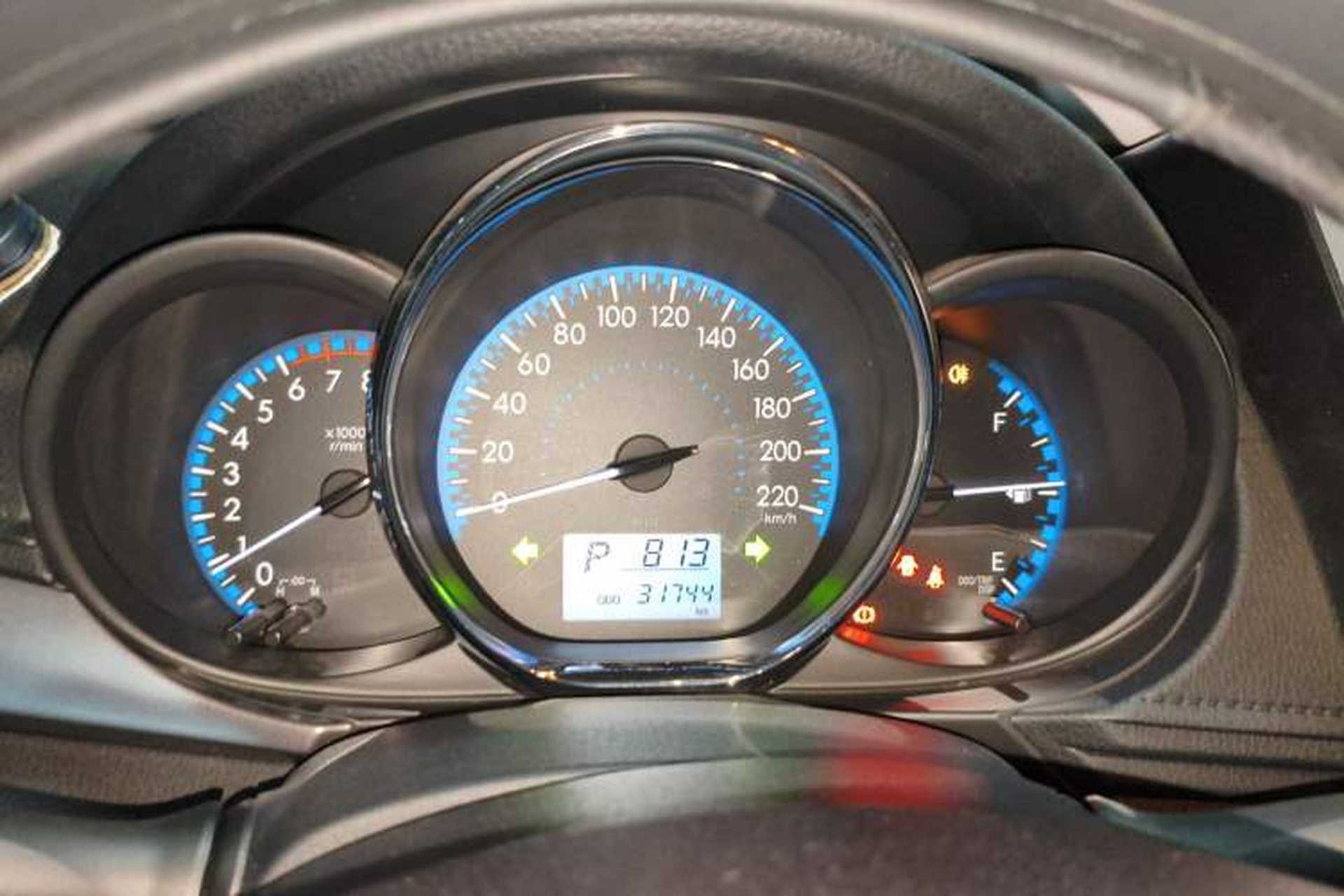 Used Toyota Vios 2017 1.5L CVT Smart Drive Edition Instrument Cluster