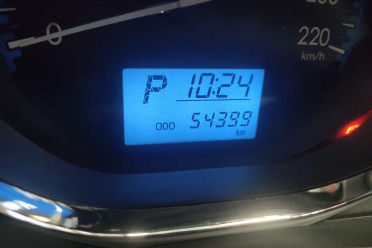 Used Toyota Vios 2017 1.5L CVT Innovation Edition Odometer Close Up