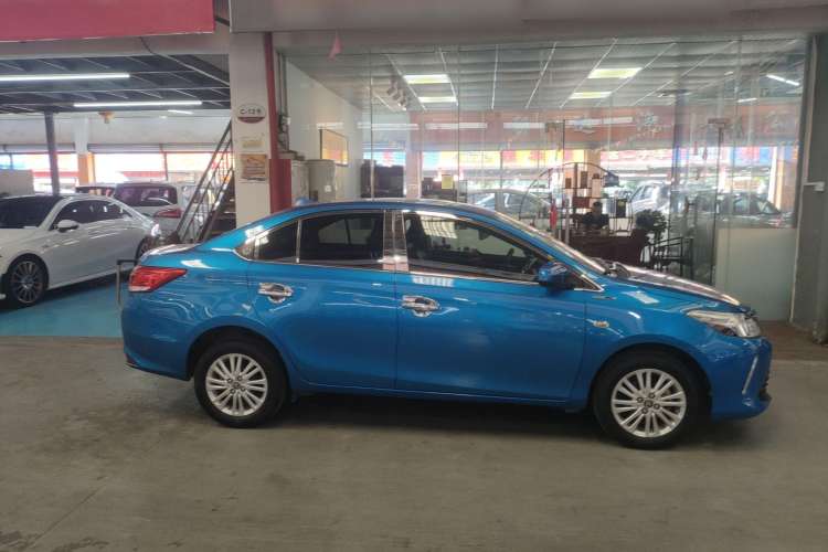 Used Toyota Vios 2017 1.5L CVT Innovation Edition Right Side
