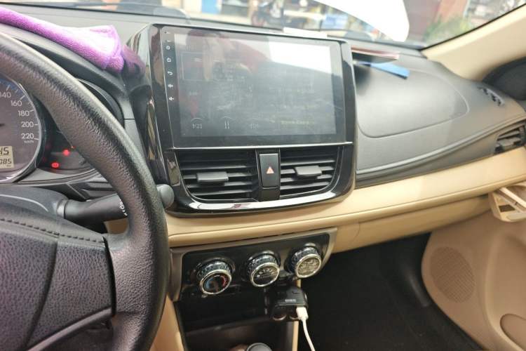 Used Toyota Vios 2017 1.5L CVT Innovation Edition Audio And AC Panel