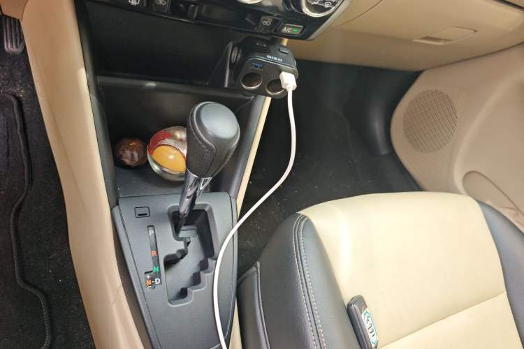 Used Toyota Vios 2017 1.5L CVT Innovation Edition Gear Lever
