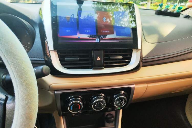 Used Toyota Vios 2017 1.3L Manual Front-Drive Version Audio And AC Panel