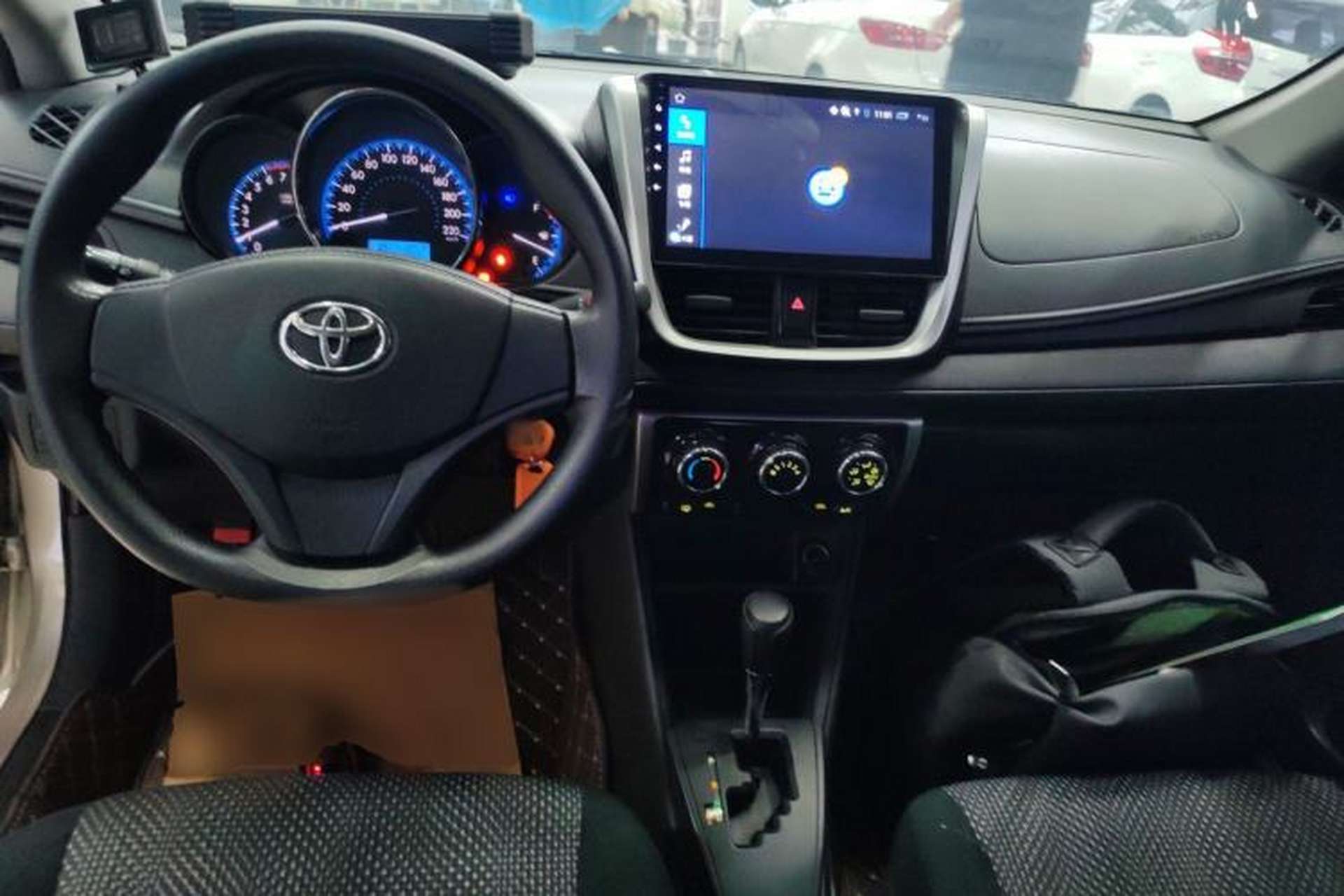 Used Toyota Vios 2017 1.5L CVT Innovation Edition Center Console