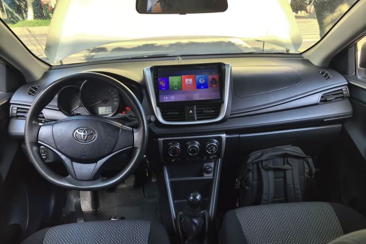Used Toyota Vios 2017 1.5L Manual Trend Edition Center Console