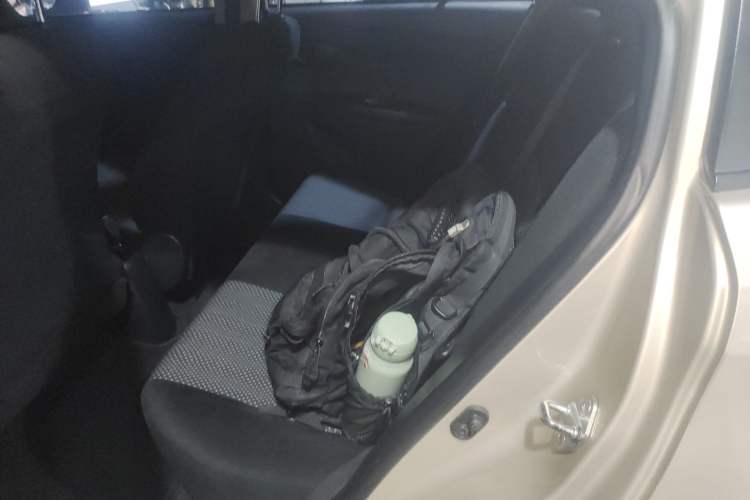 Used Toyota Vios 2017 1.5L CVT Innovation Edition Interior 4