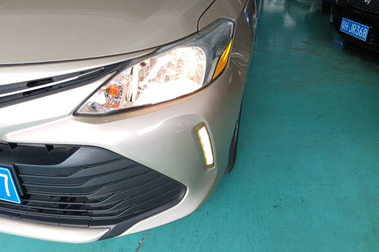 Used Toyota Vios 2017 1.5L CVT Innovation Edition Left Front Headlight