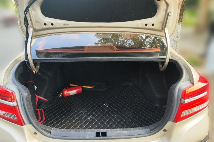 Used Toyota Vios 2017 1.3L Manual Front-Drive Version Trunk