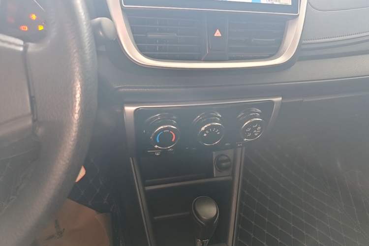 Used Toyota Vios 2017 1.5L CVT Innovation Edition Audio And AC Panel