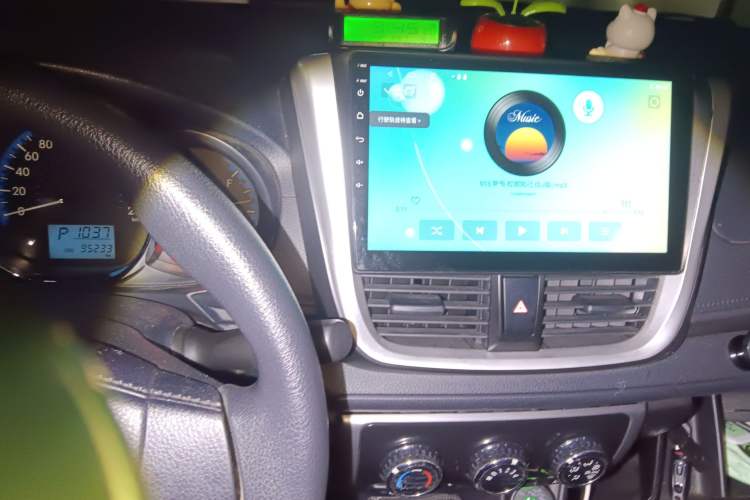 Used Toyota Vios 2017 1.5L CVT Innovation Edition Audio And AC Panel
