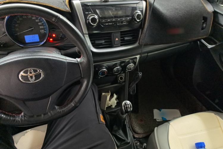 Used Toyota Vios 2017 1.3L Manual Rui Xing Edition Center Console