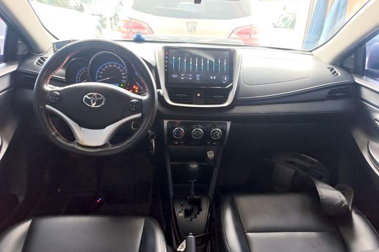 Used Toyota Vios 2017 1.5L CVT Innovation Edition Center Console