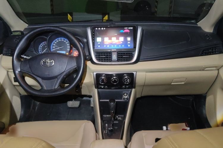 Used Toyota Vios 2017 1.5L CVT Innovation Edition Center Console