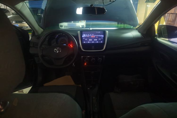 Used Toyota Vios 2017 1.3L CVT Sharp Edition Center Console