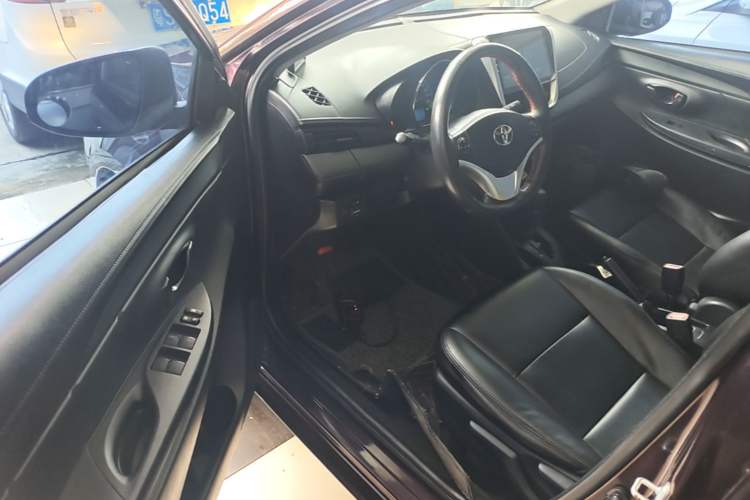 Used Toyota Vios 2017 1.5L CVT Innovation Edition Driver Seat