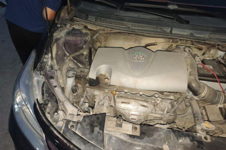 Used Toyota Vios 2017 1.5L Manual Smart Drive Edition Engine Bay Right