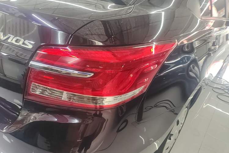 Used Toyota Vios 2017 1.5L CVT Innovation Edition Exterior 3
