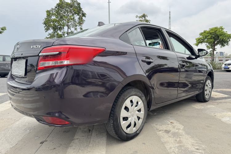Used Toyota Vios 2017 1.5L CVT Innovation Edition Exterior 4