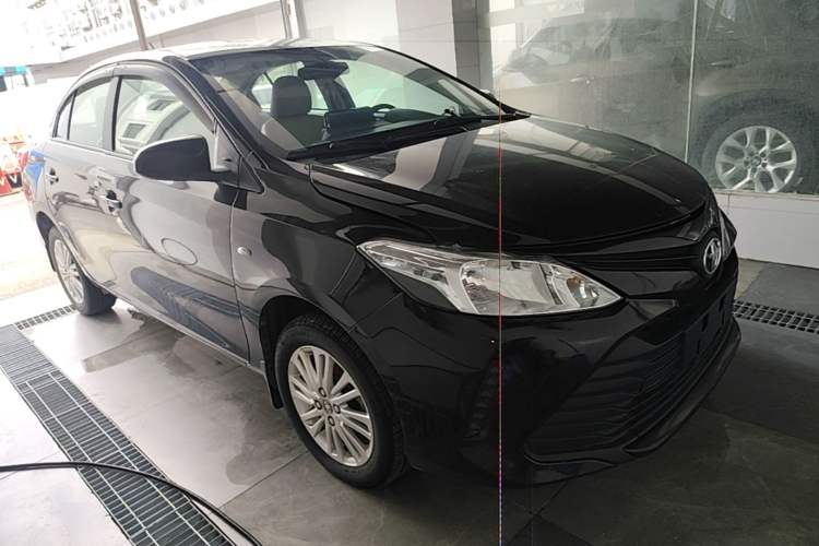 Used Toyota Vios 2017 1.5L CVT Innovation Edition Front Right 45 Deg