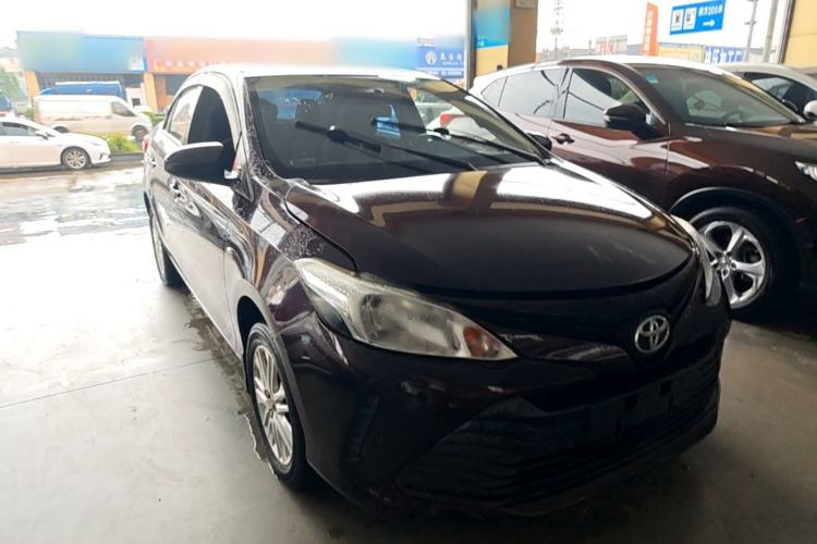 Used Toyota Vios 2017 1.5L CVT Innovation Edition Front Right 45 Deg