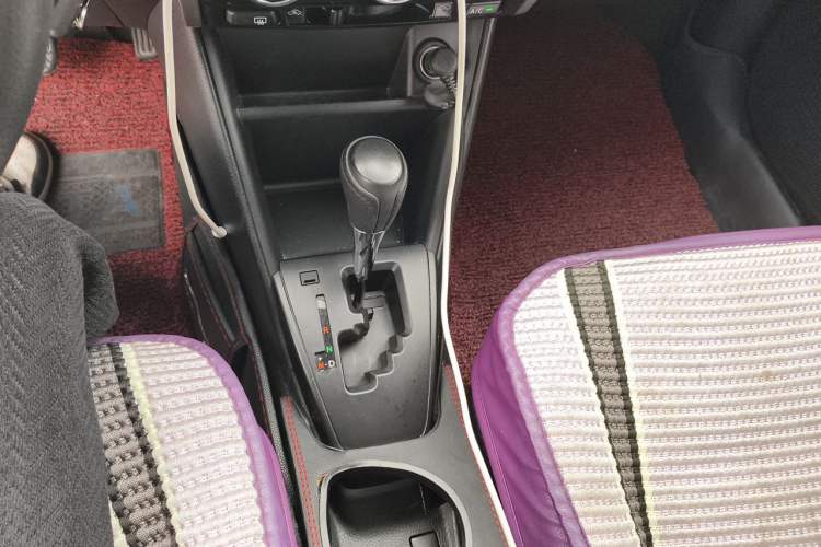 Used Toyota Vios 2017 1.5L CVT Innovation Edition Gear Lever