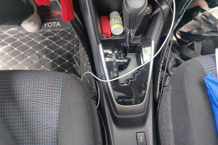 Used Toyota Vios 2017 1.5L CVT Smart Drive Edition Gear Lever
