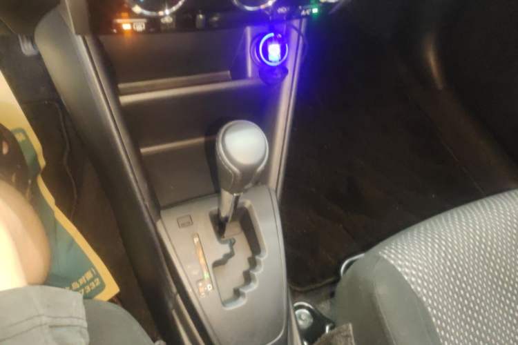 Used Toyota Vios 2017 1.5L CVT Innovation Edition Gear Lever