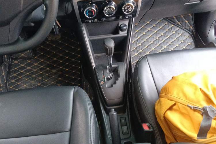 Used Toyota Vios 2017 1.5L CVT Innovation Edition Gear Lever