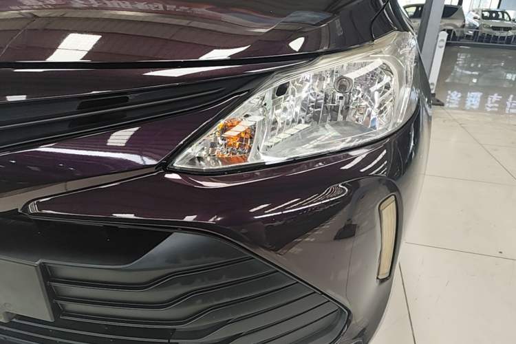 Used Toyota Vios 2017 1.5L CVT Innovation Edition Left Front Headlight