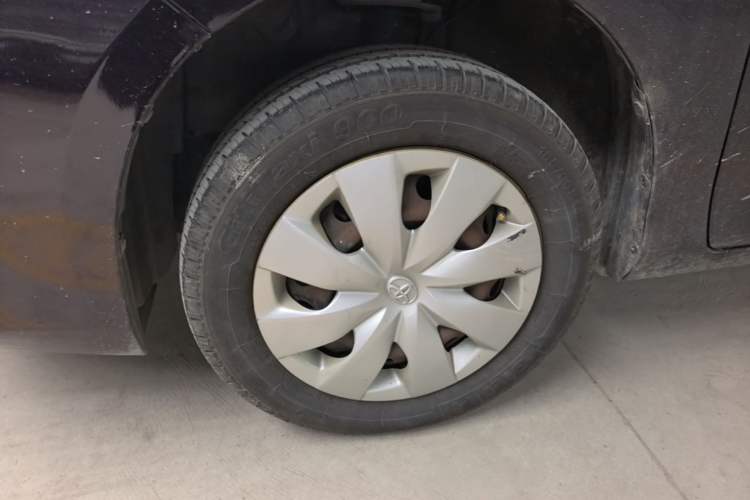 Used Toyota Vios 2017 1.3L Manual Rui Xing Edition Left Front Wheel Hub