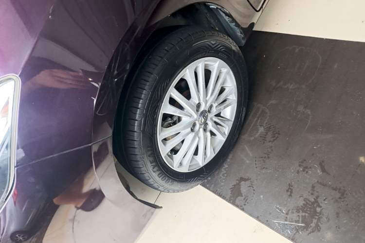 Used Toyota Vios 2017 1.5L CVT Innovation Edition Left Front Wheel Hub