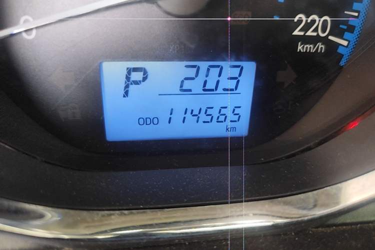 Used Toyota Vios 2017 1.5L CVT Innovation Edition Odometer Close Up