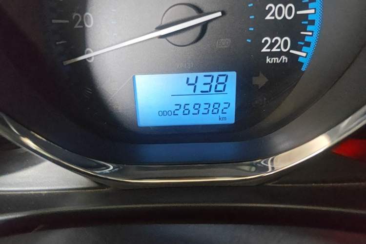 Used Toyota Vios 2017 1.5L Manual Trend Edition Odometer Close Up