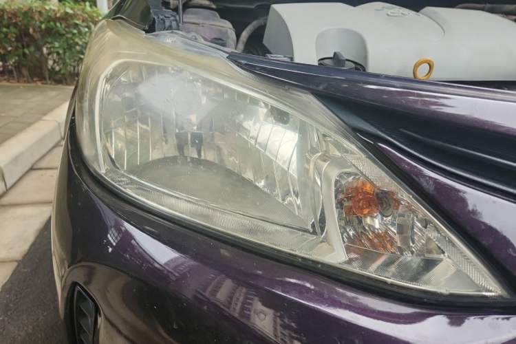 Used Toyota Vios 2017 1.5L CVT Innovation Edition Right Front Headlight