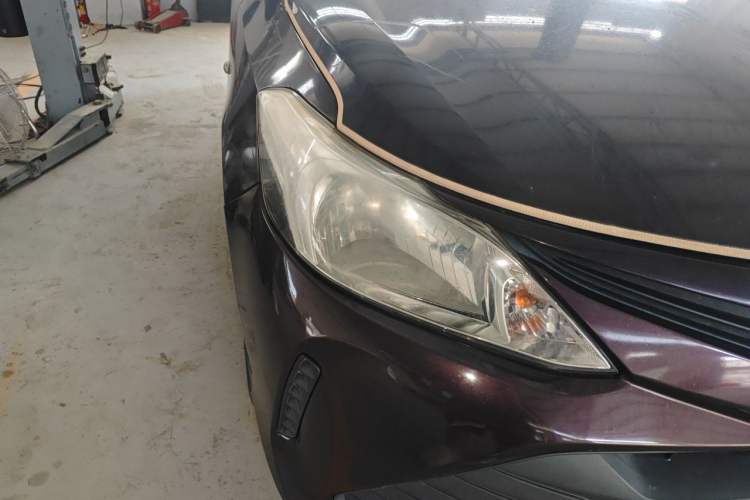 Used Toyota Vios 2017 1.5L Manual Trend Edition Right Front Headlight