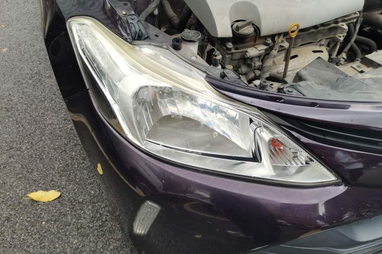Used Toyota Vios 2017 1.5L CVT Innovation Edition Right Front Headlight