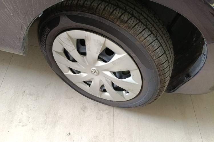 Used Toyota Vios 2017 1.5L CVT Innovation Edition Right Front Wheel Hub