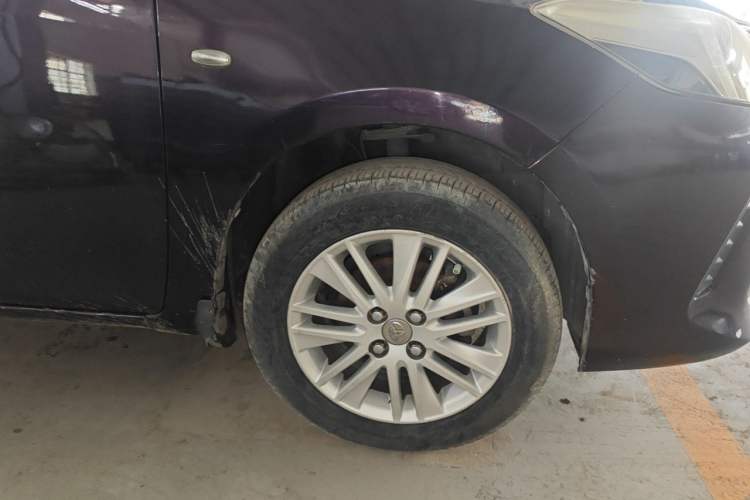 Used Toyota Vios 2017 1.5L Manual Trend Edition Right Front Wheel Hub