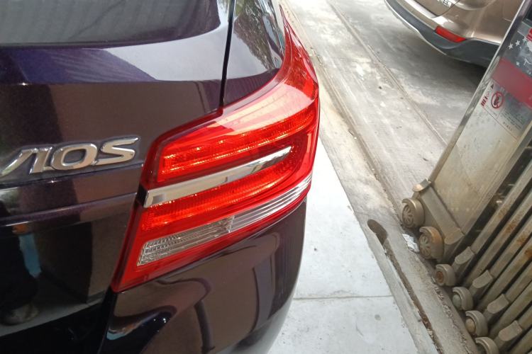 Used Toyota Vios 2017 1.5L CVT Innovation Edition Right Rear Taillight