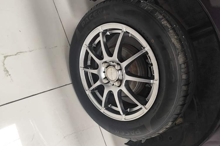 Used Toyota Vios 2017 1.5L CVT Innovation Edition Right Rear Wheel Hub