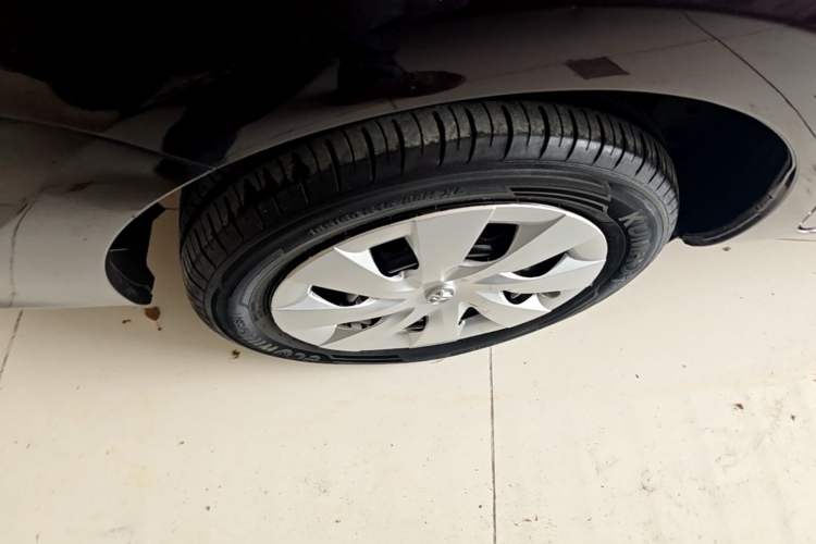 Used Toyota Vios 2017 1.5L CVT Innovation Edition Right Rear Wheel Hub
