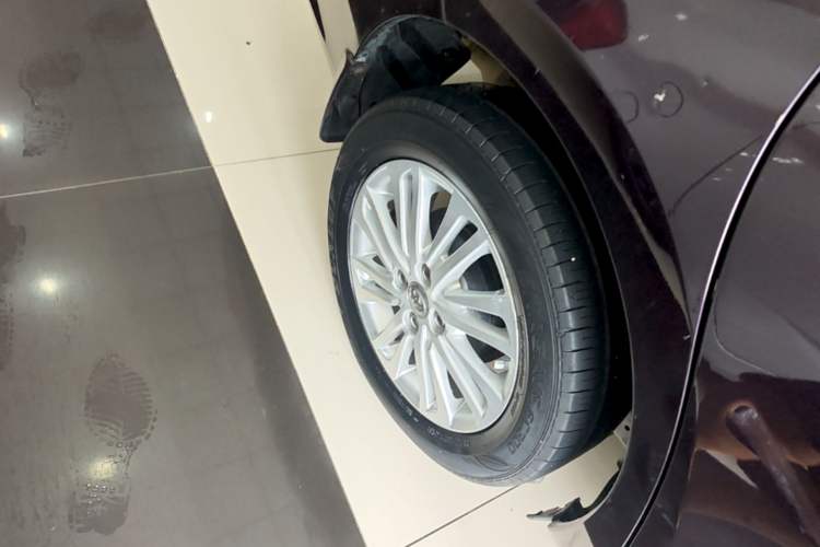 Used Toyota Vios 2017 1.5L CVT Innovation Edition Right Rear Wheel Hub