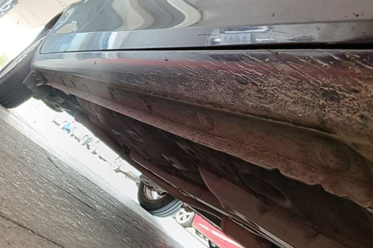 Used Toyota Vios 2017 1.5L Manual Trend Edition Right Side Sill