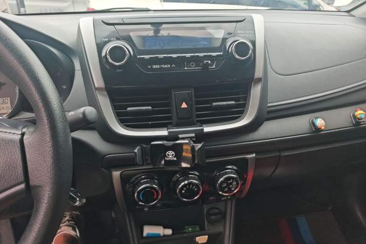 Used Toyota Vios 2017 1.5L CVT Innovation Edition Audio And AC Panel