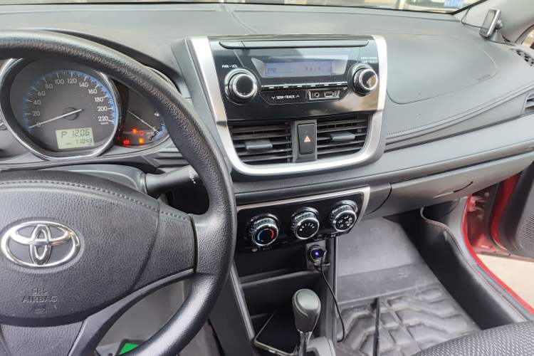 Used Toyota Vios 2017 1.5L CVT Innovation Edition Audio And AC Panel