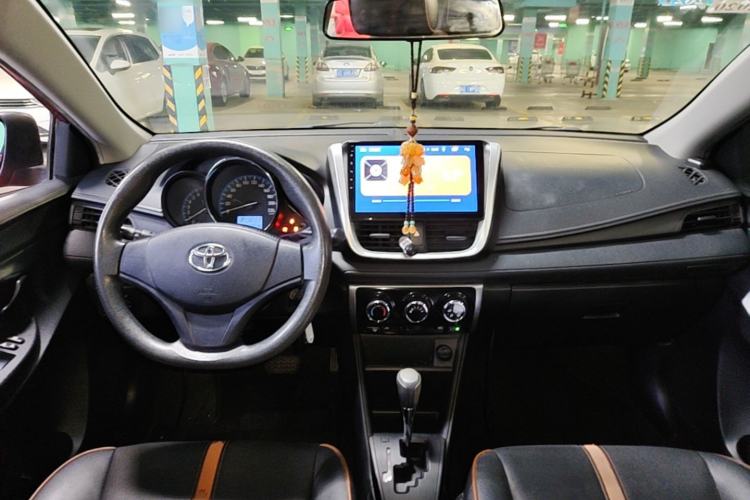 Used Toyota Vios 2017 1.5L CVT Innovation Edition Center Console