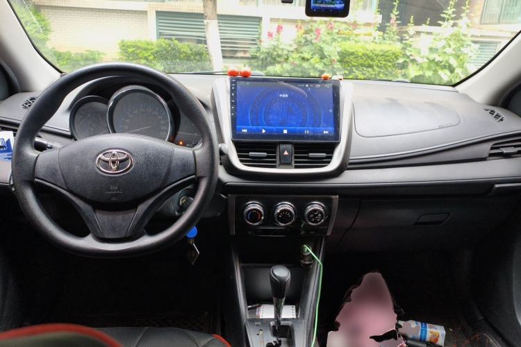 Used Toyota Vios 2017 1.5L CVT Innovation Edition Center Console