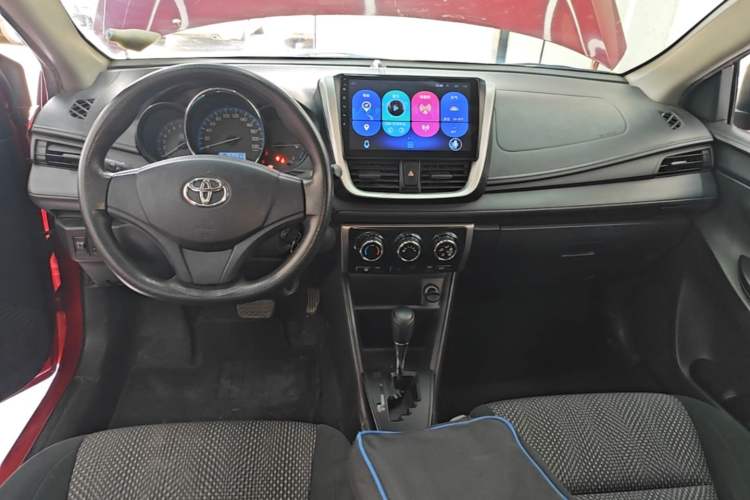 Used Toyota Vios 2017 1.5L CVT Innovation Edition Center Console